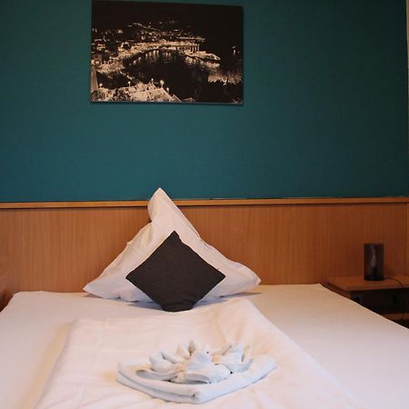 Olympia Hotel & Restaurant 인덴 외부 사진
