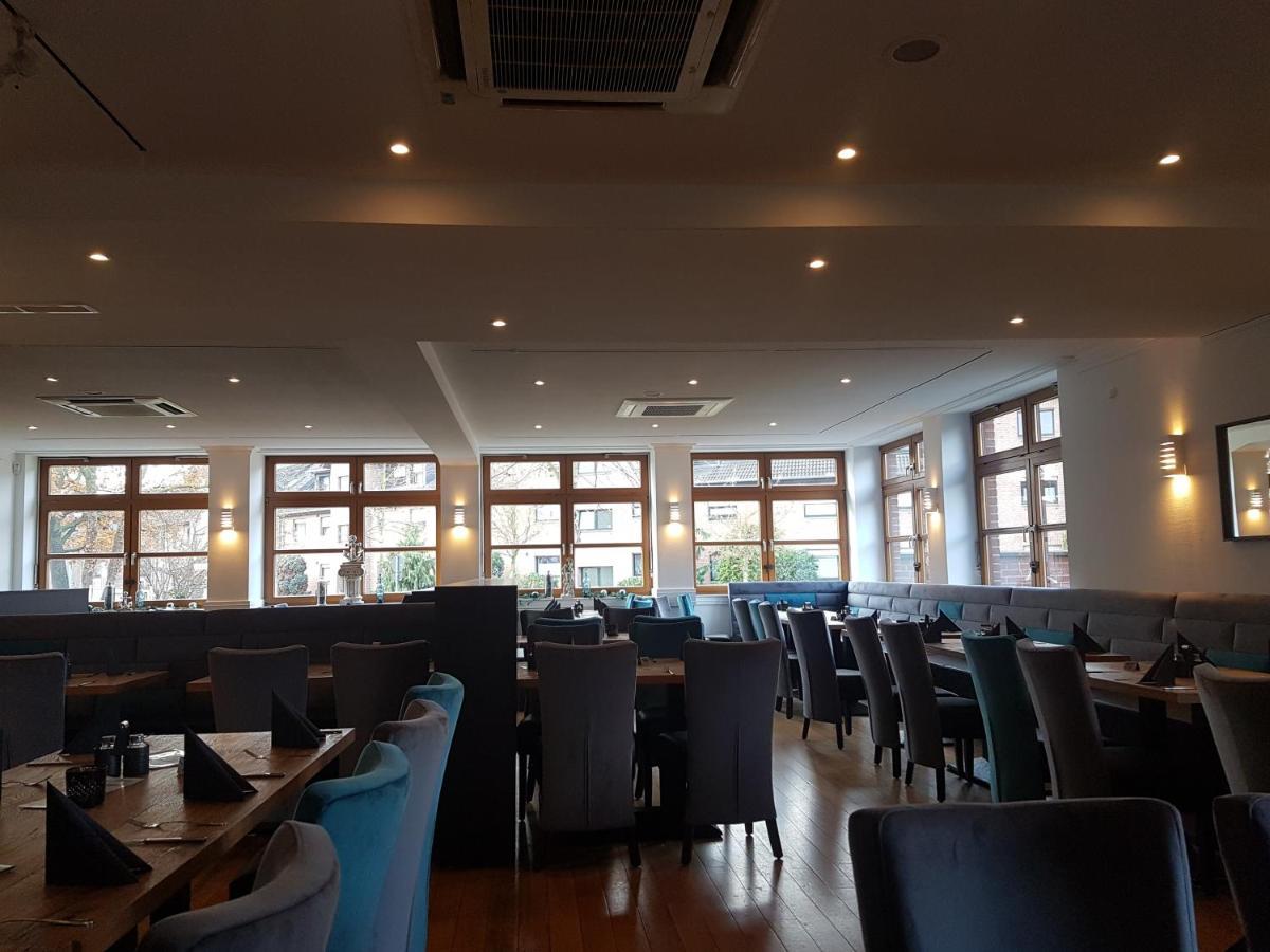 Olympia Hotel & Restaurant 인덴 외부 사진